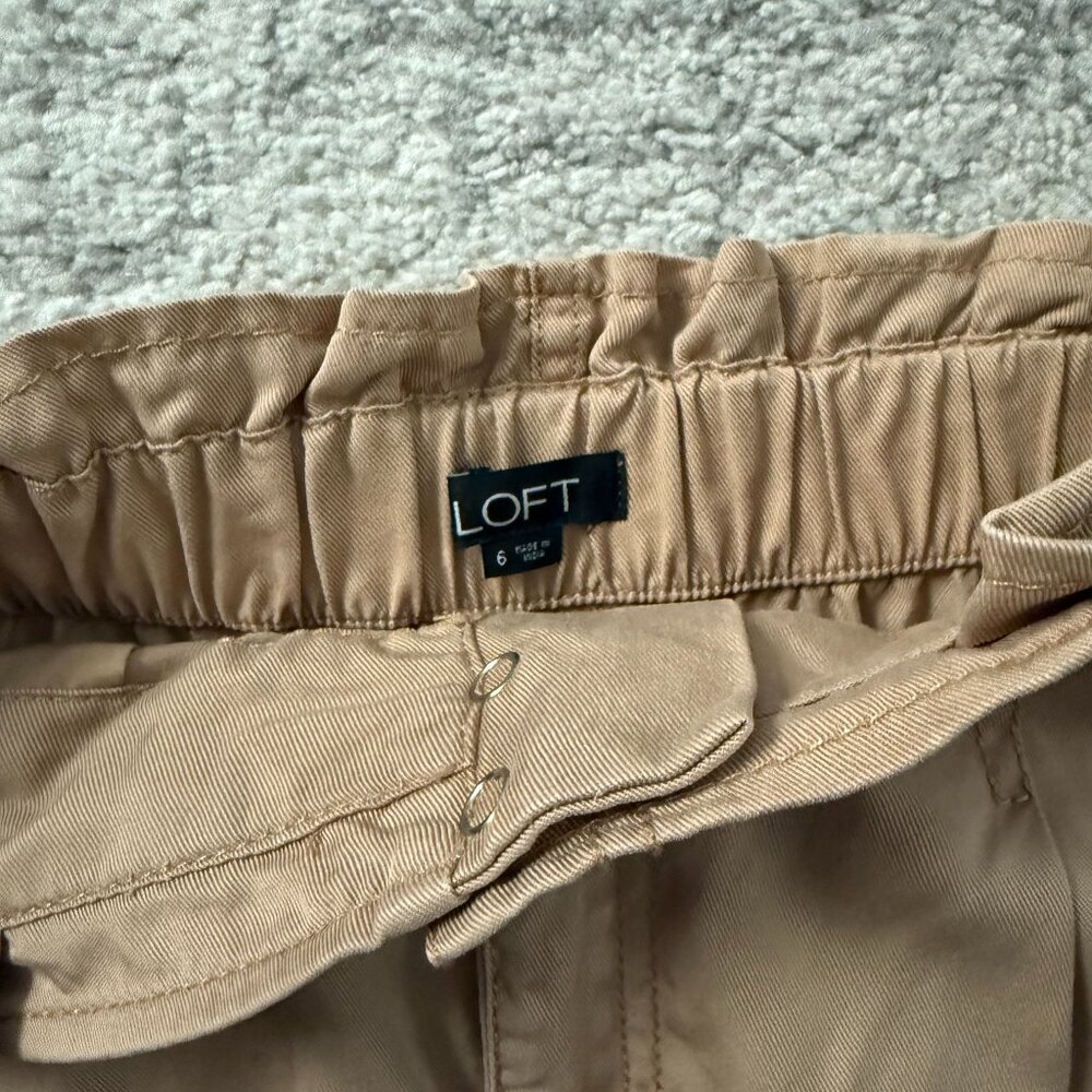 LOFT Size 6 Emory Paperbag Pocket Beige Skirt - Picture 3 of 4